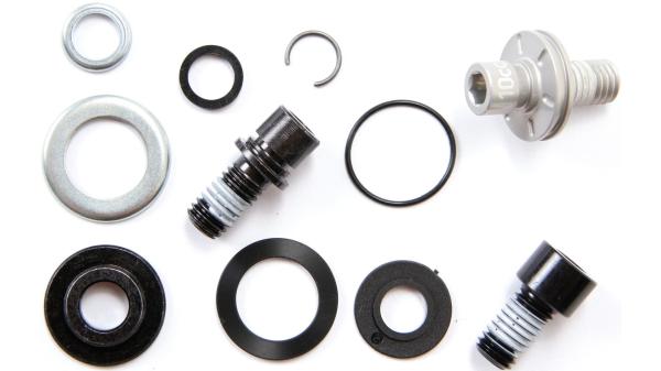 RockShox Schaftschrauben-Kit  1 1/8" schwarz, silber