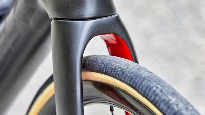 Trek Domane SL Disc F/S 58 Crimson/Trek Black Produktbild 3