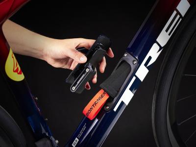 Trek Domane SLR 7 50 Metallic Red Smoke to Blue Smoke F Produktbild 4