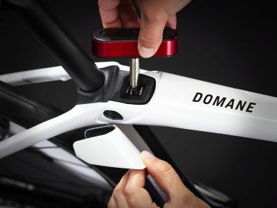 Trek Domane SLR 7 62 Crystal White Produktbild 8