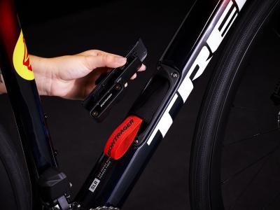 Trek Domane SLR 6 56 Metallic Red Smoke to Blue Smoke F Produktbild 4