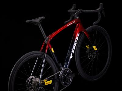 Trek Domane SLR 6 60 Metallic Red Smoke to Blue Smoke F Produktbild 2
