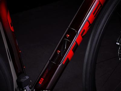Trek Domane SLR 6 52 Metallic Red Smoke to Red Carbon S Produktbild 3