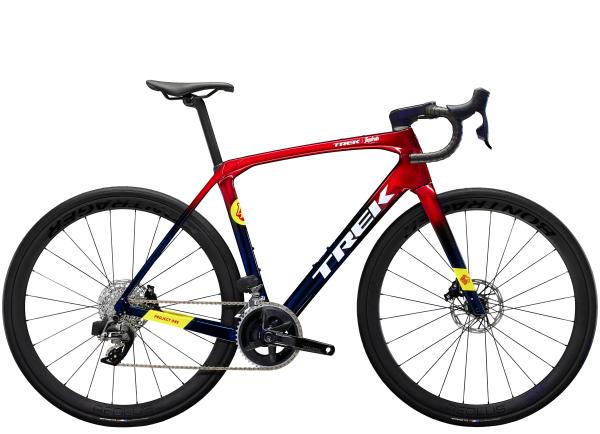 Trek Domane SLR 6 AXS 52 Metallic Red Smoke to Blue Smo