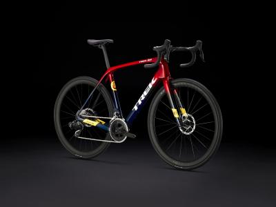 Trek Domane SLR 6 AXS 56 Metallic Red Smoke to Blue Smo Produktbild 1