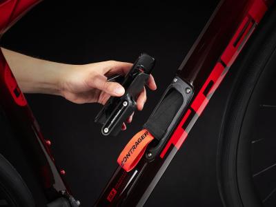 Trek Domane SLR 6 AXS 60 Metallic Red Smoke to Red Carb Produktbild 4