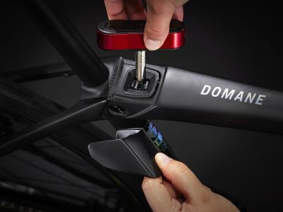 Trek Domane SLR 9 AXS 58 Deep Smoke Produktbild 8