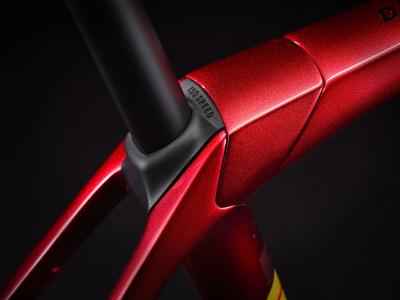 Trek Domane SLR 9 eTap 54 Metallic Red Smoke to Blue Sm Produktbild 6