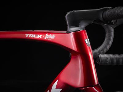Trek Domane SLR 9 eTap 56 Metallic Red Smoke to Blue Sm Produktbild 5
