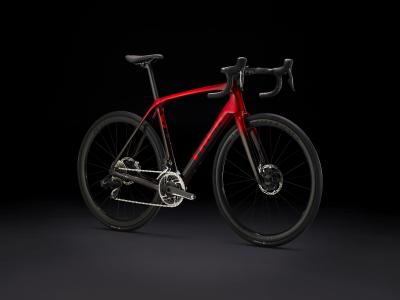 Trek Domane SLR 9 AXS 62 Metallic Red Smoke to Red Carb Produktbild 1