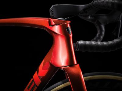 Trek Emonda SLR 9 62 Metallic Red Smoke to Red Carbon S Produktbild 4