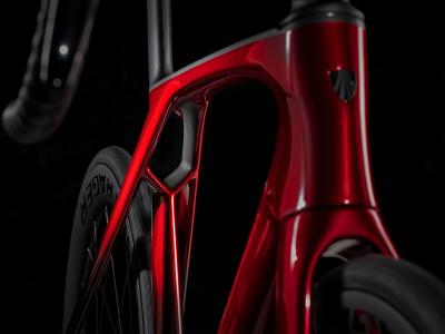 Trek Madone SLR 6 AXS 60 Metallic Red Smoke to Red Carb Produktbild 4