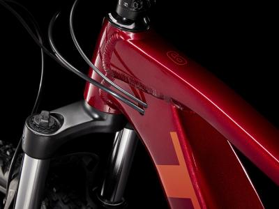 Trek Marlin+ 6 EU L 29 Crimson Produktbild 9