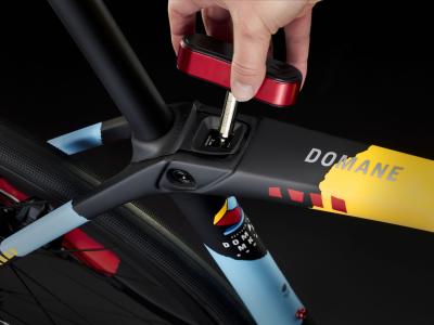 Trek Domane SLR 7 50 Trek Black Produktbild 8