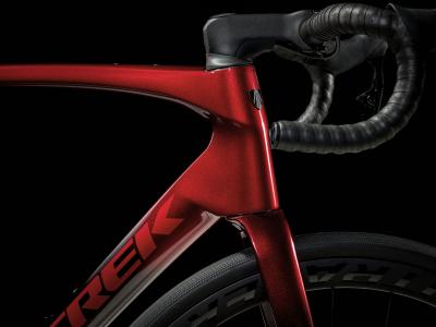 Trek Domane SLR 7 AXS 50 Metallic Red Smoke to Red Carb Produktbild 5