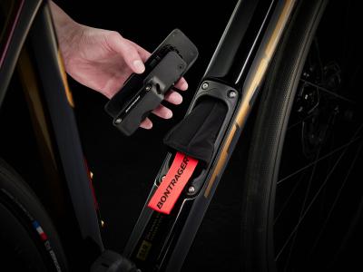 Trek Domane SLR 7 AXS 62 Axinite Flip/Trek Black Produktbild 4