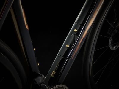 Trek Domane SLR 9 47 Axinite Flip/Trek Black Produktbild 3