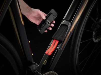 Trek Domane SLR 9 58 Axinite Flip/Trek Black Produktbild 4