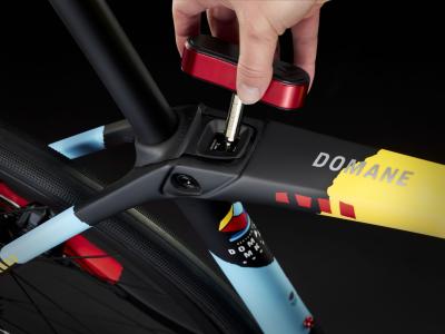Trek Domane SLR 9 60 Trek Black Produktbild 8