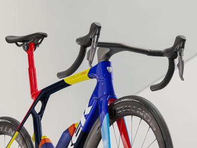 Trek Madone SLR 7 AXS M Team Replica Produktbild 4