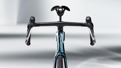 Trek Madone SLR 9 M Matte Carbon Smoke/Prismatic Pearl Produktbild 10