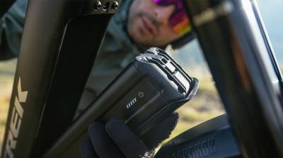 Trek Powerfly FS+ 6 EU L 29 Gloss Dark Star/Matte Dark Produktbild 6