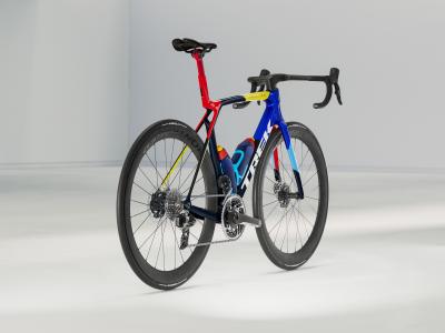 Trek MADONE SLR 8 AXS S Team Replica Produktbild 1