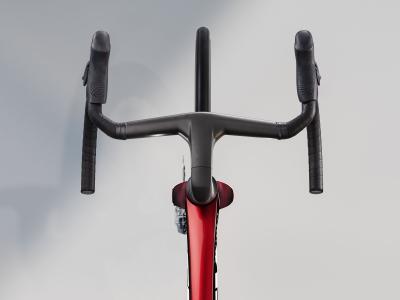 Trek MADONE SLR 8 AXS L Carbon Red Smoke Produktbild 2
