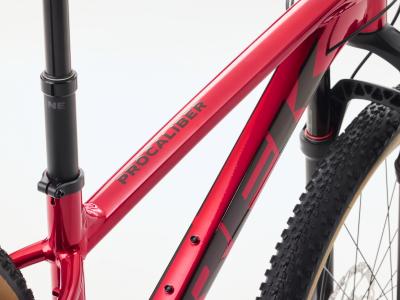 Trek Procaliber 8 S 29 Fury Red Produktbild 4