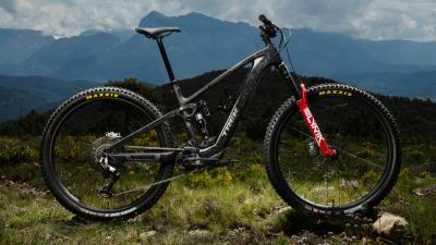 Trek FUEL+ MX 9.8 EA90 EU M Gloss Navy Smoke/Matte Trek Produktbild 5