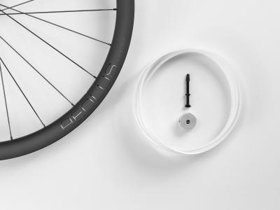 Bontrager Wheel Front Bontrager AeolusPro 37Disc TLR 12T 700 Produktbild 5